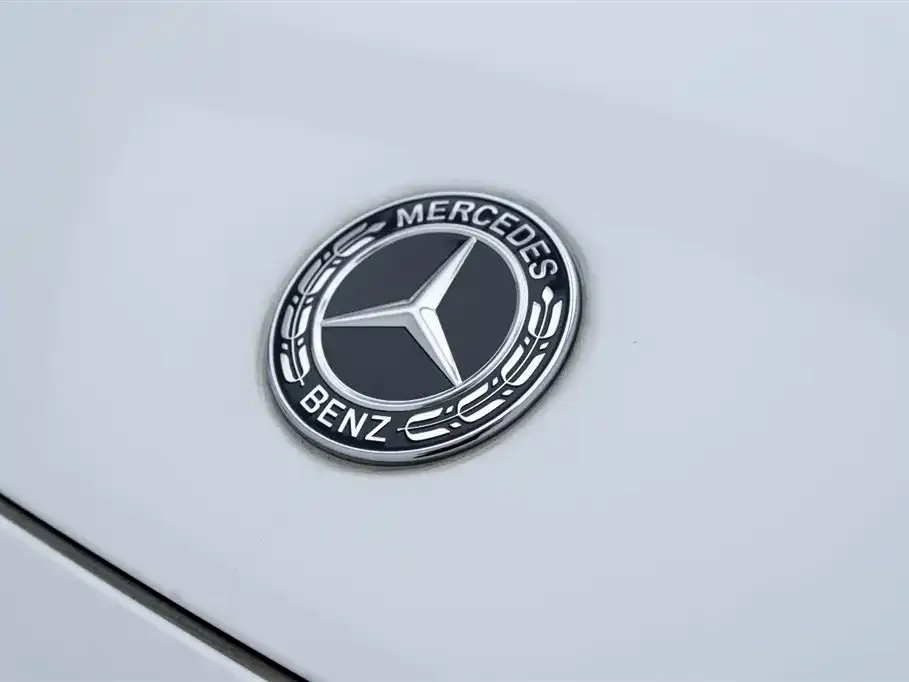 Mercedes-Benz GLB — фото 10