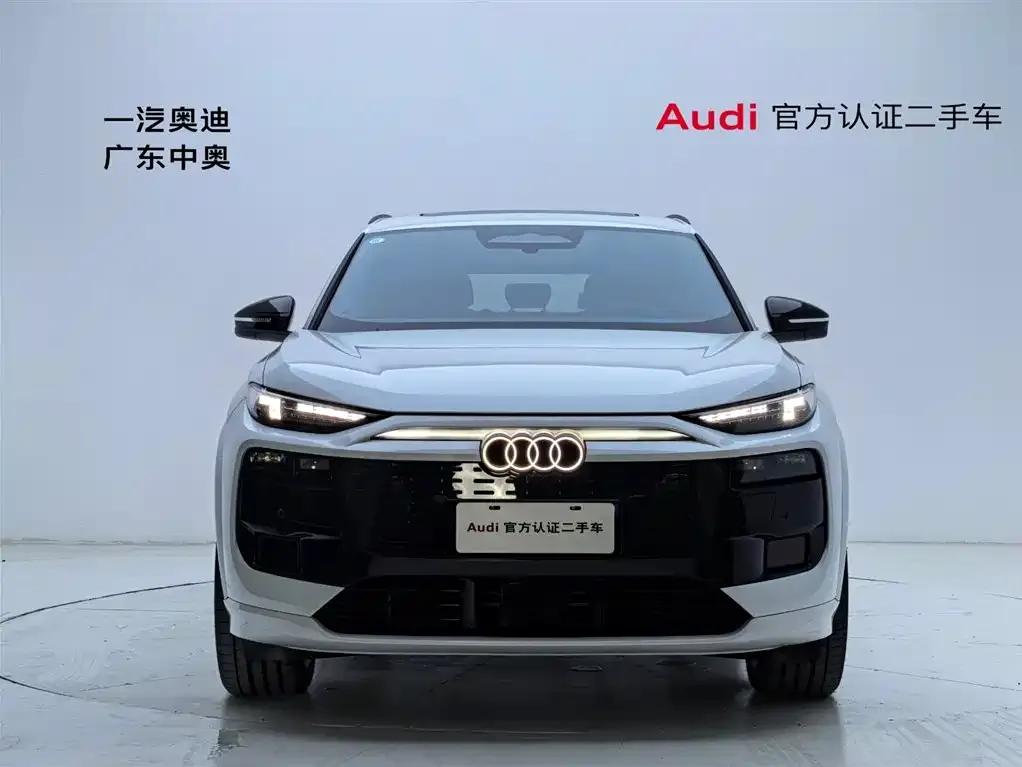 Audi Q6L e-tron — фото 2