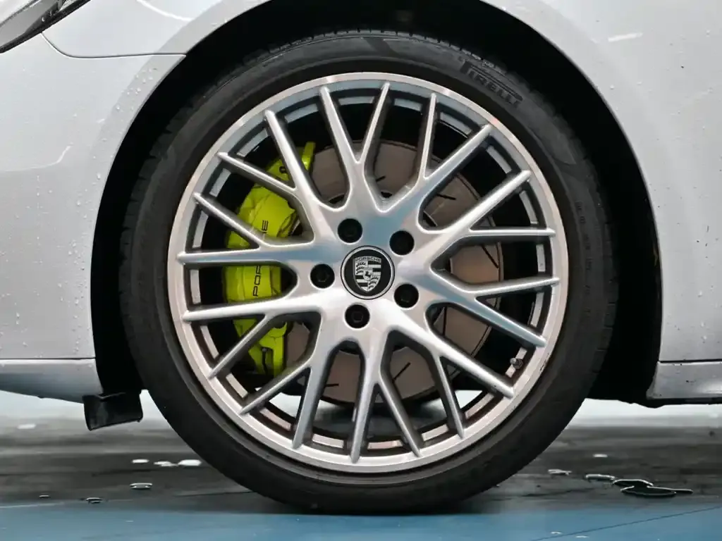 Porsche Panamera Hybrid — фото 10