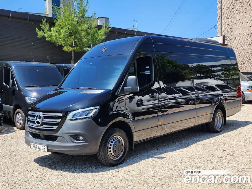 Mercedes-Benz Sprinter — фото 1
