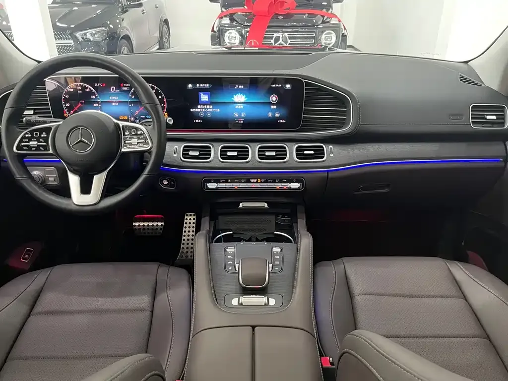 Mercedes-Benz GLS — фото 7