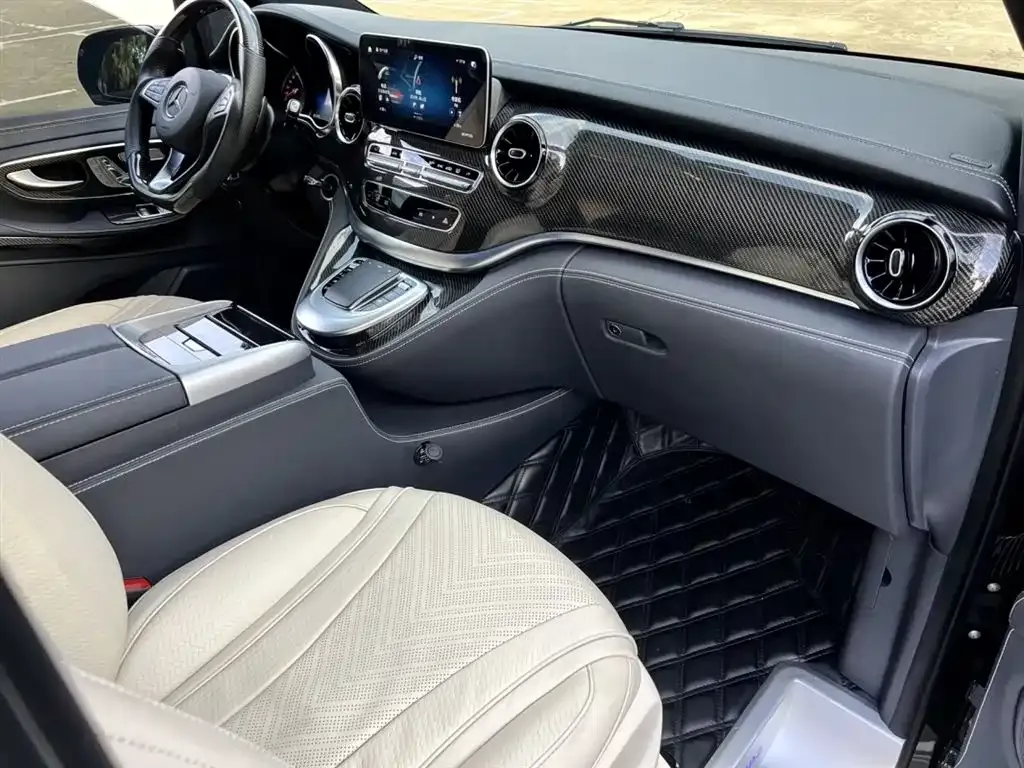 Mercedes-Benz V-Class — фото 8