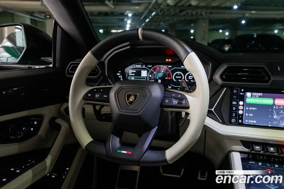 Lamborghini Urus — фото 9