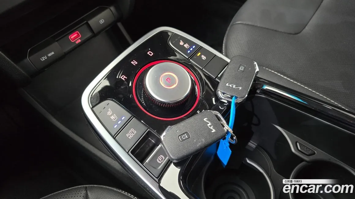 Kia Niro — фото 9