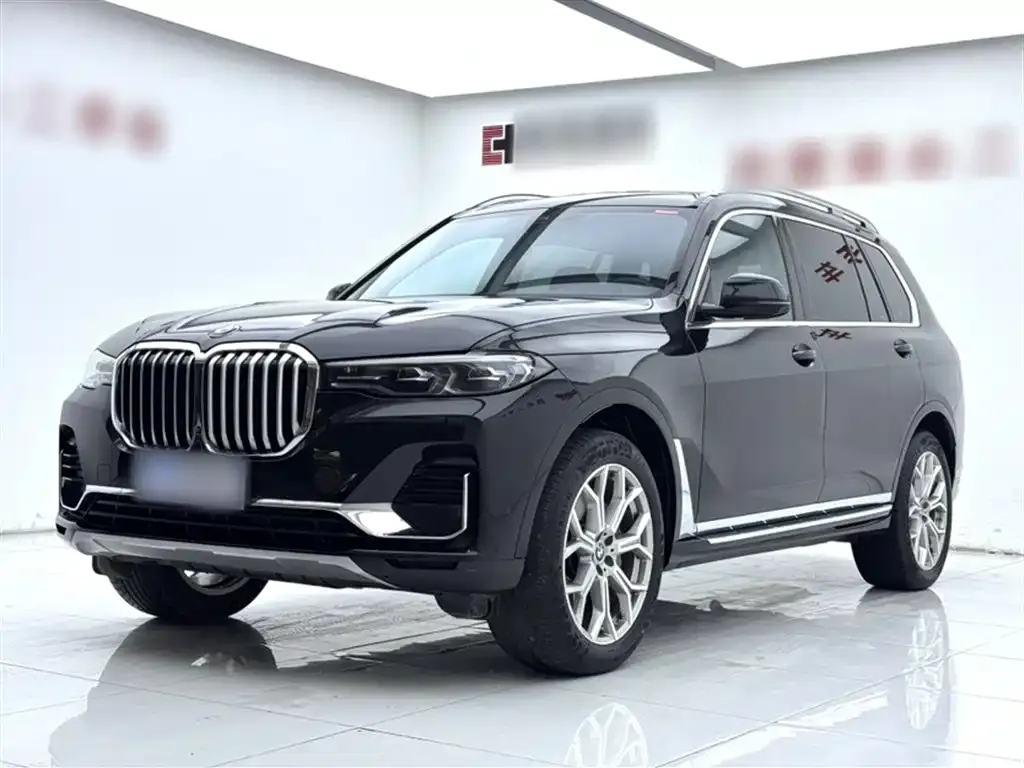 BMW X7 — фото 2