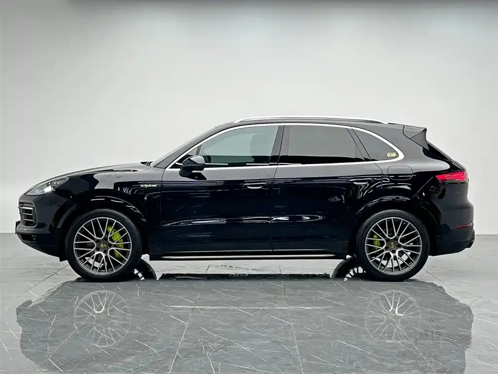 Porsche Cayenne Hybrid — фото 3