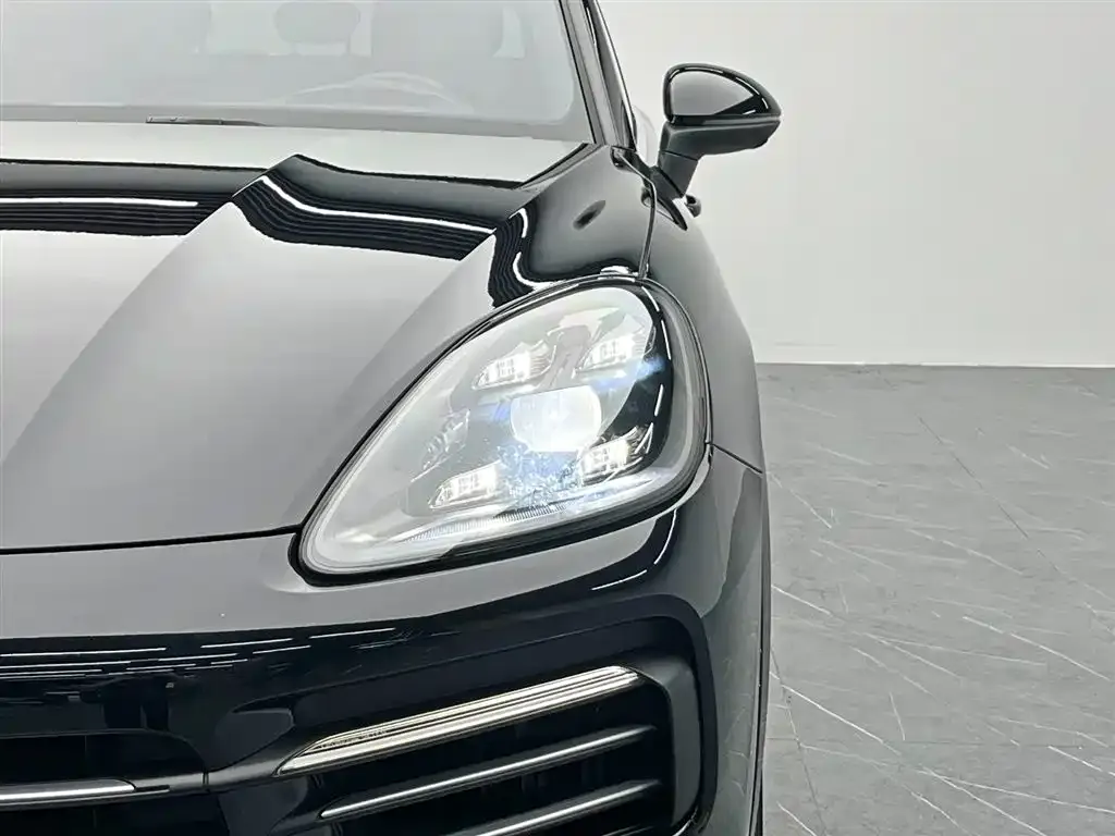 Porsche Cayenne Hybrid — фото 9