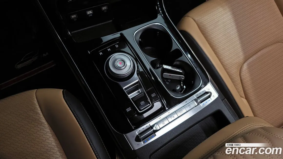 Kia Carnival — фото 9
