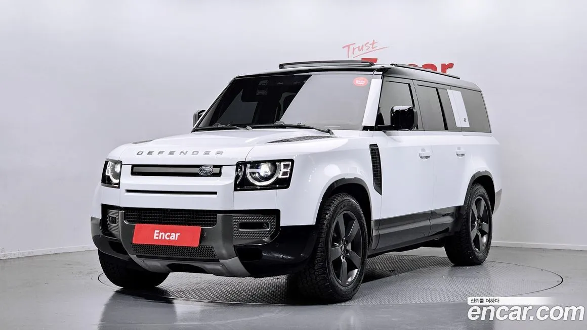 Land Rover Defender — фото 1
