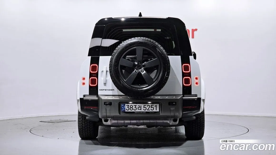 Land Rover Defender — фото 4