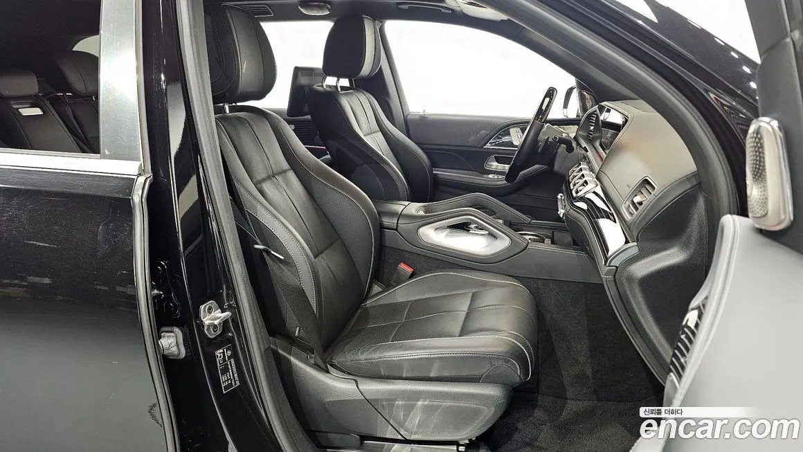 Mercedes-Benz GLS-Class — фото 10