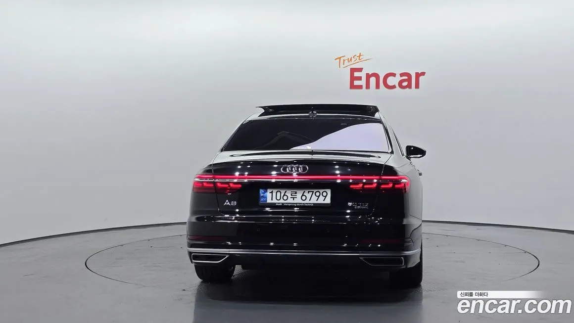 Audi A8 — фото 4