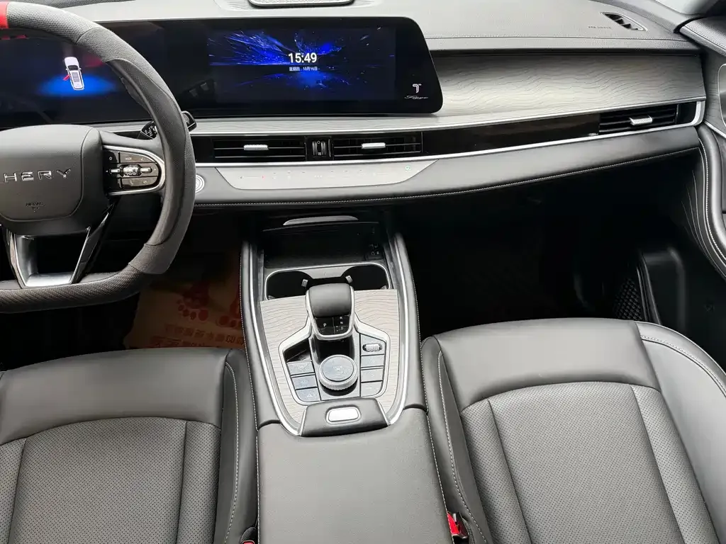 Chery Tiggo 8 — фото 10