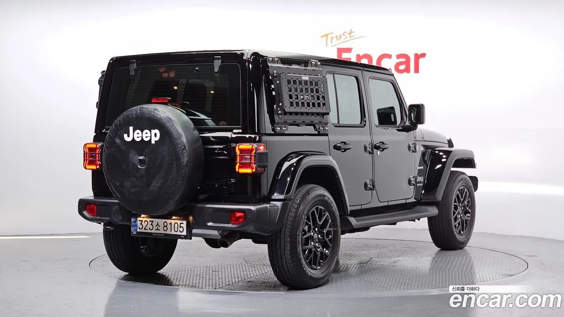 Jeep Wrangler — фото 2