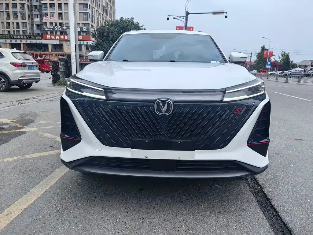 Changan CS75 PLUS — фото 2