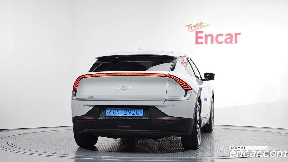 Kia EV6 — фото 4