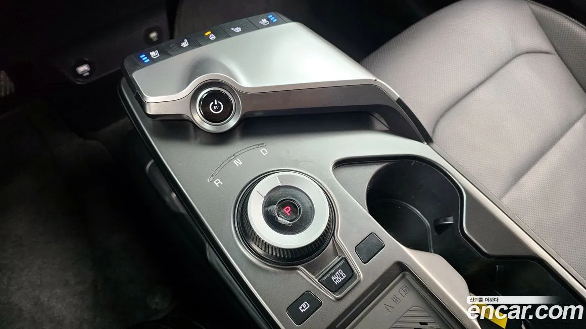 Kia EV6 — фото 9