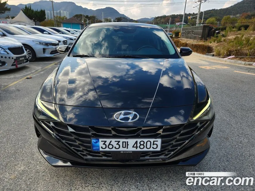 Hyundai AVANTE — фото 3