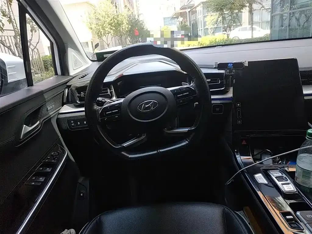 Hyundai Custo — фото 3