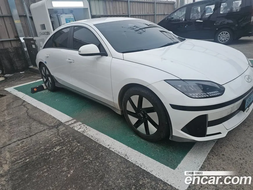 Hyundai Ioniq6 — фото 1