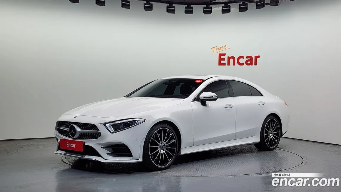 Mercedes-Benz CLS-Class — фото 1