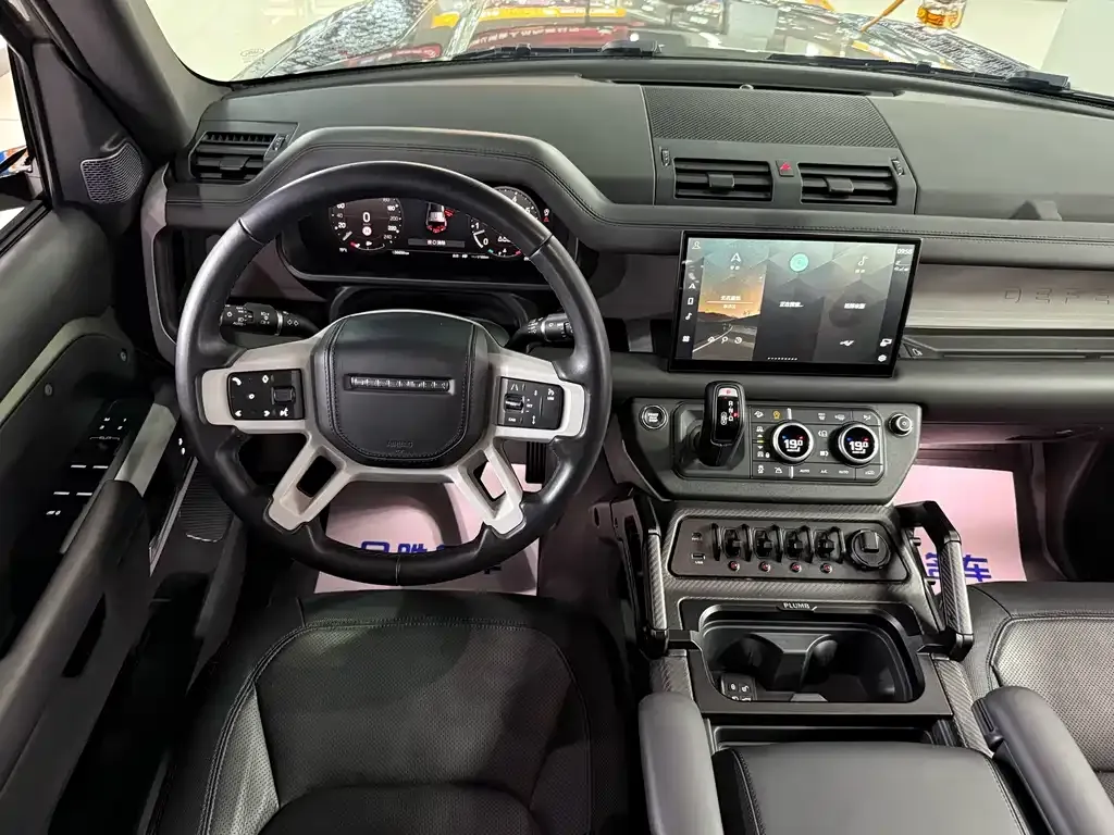 Land Rover Defender — фото 10