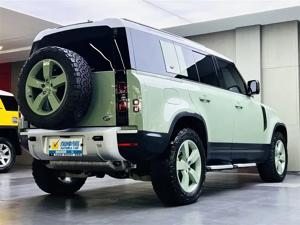 Land Rover Defender — фото 4