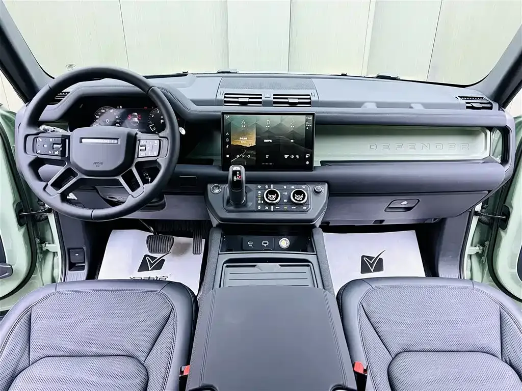 Land Rover Defender — фото 9