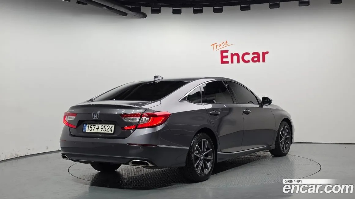 Honda Accord — фото 2