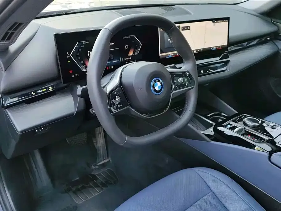 BMW i5 — фото 4