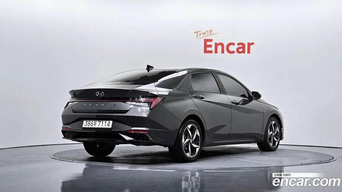 Hyundai AVANTE — фото 2