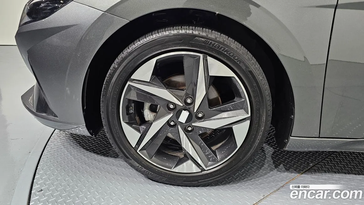 Hyundai AVANTE — фото 5
