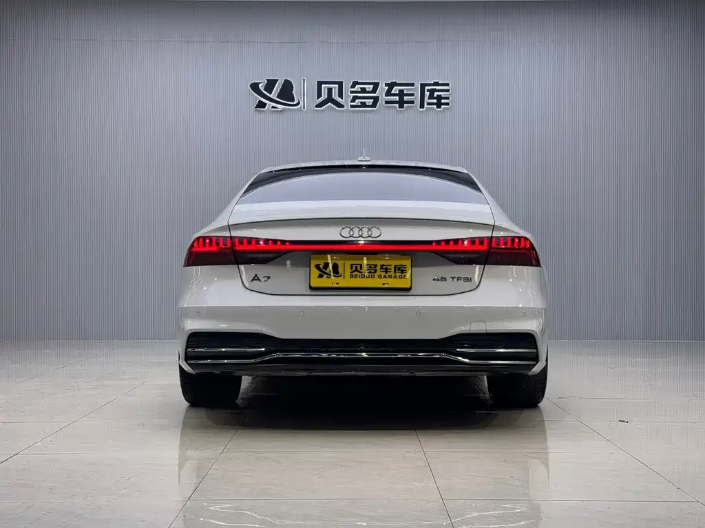 Audi A7 — фото 5