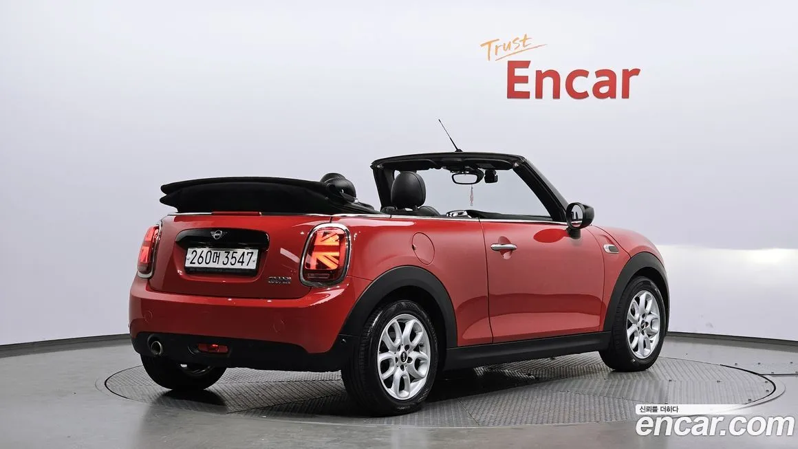 Mini Cooper Convertible — фото 2
