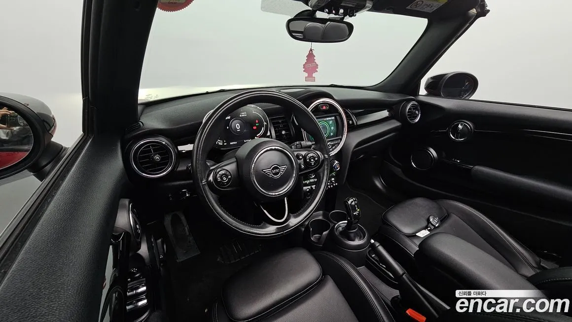 Mini Cooper Convertible — фото 7