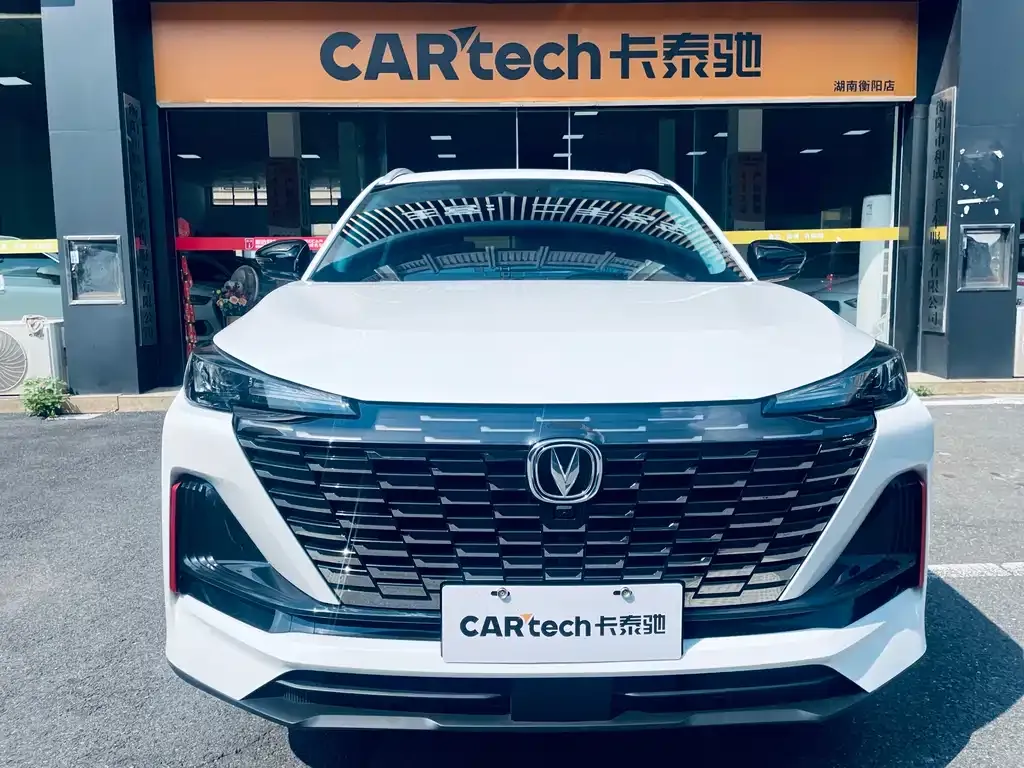 Changan CS55PLUS — фото 1