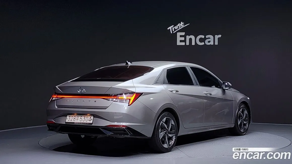 Hyundai AVANTE — фото 2