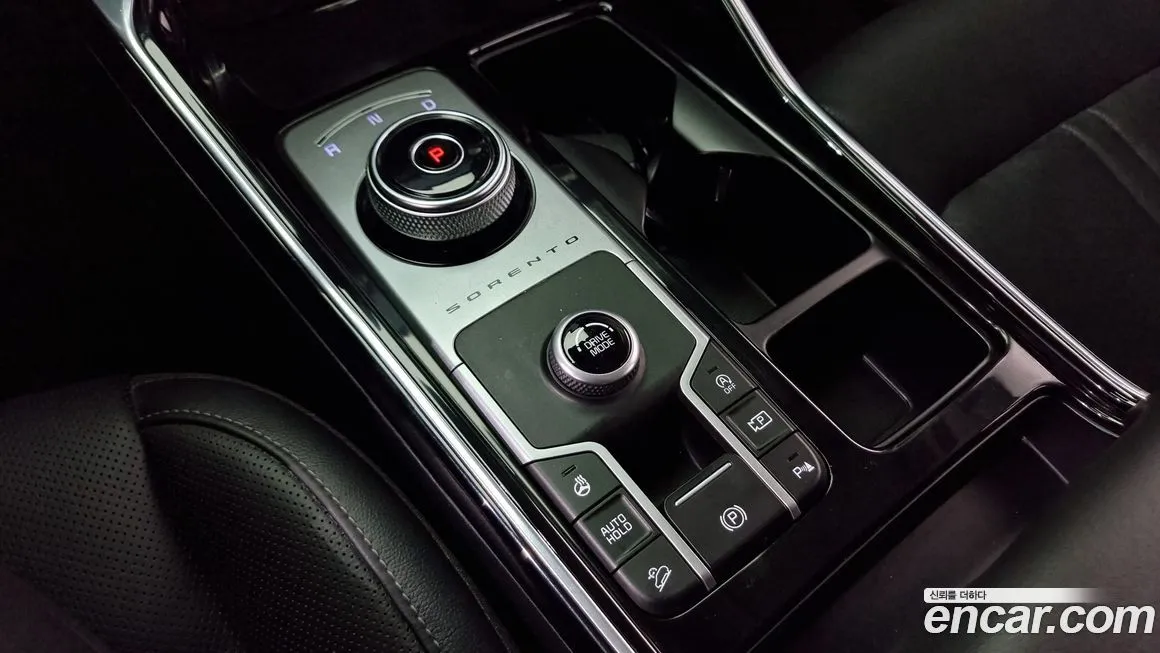 Kia Sorento — фото 9