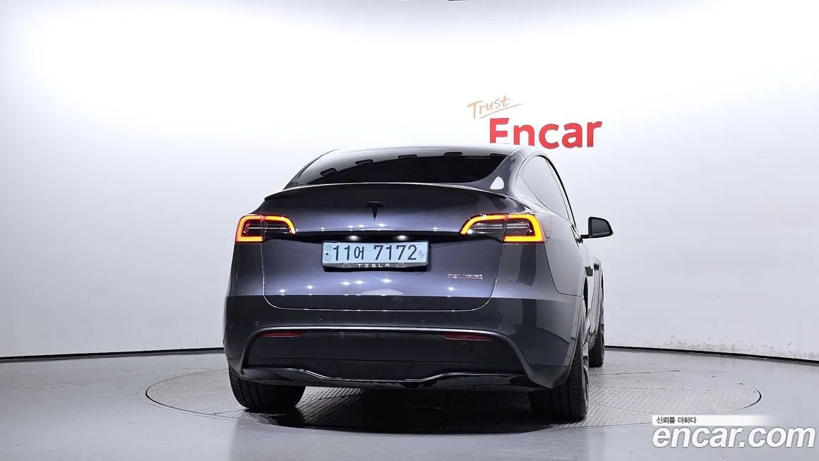 Tesla Model Y — фото 4