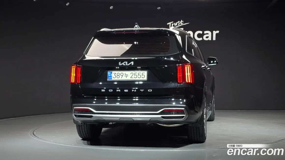 Kia Sorento — фото 4