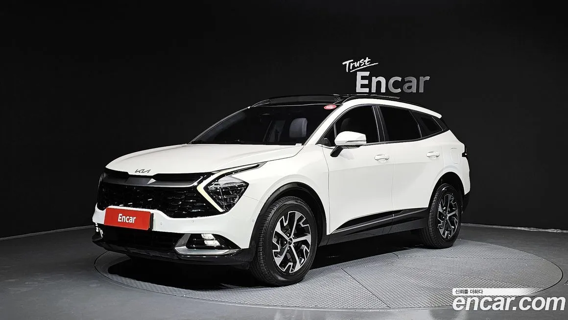 Kia Sportage — фото 1