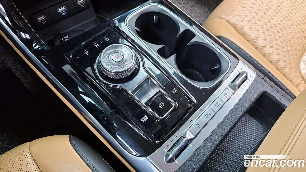 Kia Carnival — фото 9