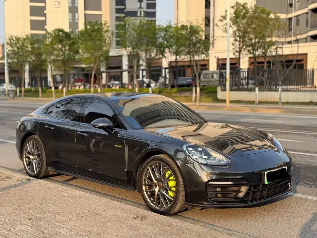 Porsche Panamera Hybrid — фото 3