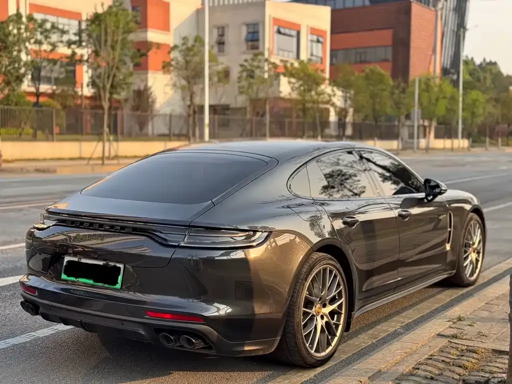 Porsche Panamera Hybrid — фото 4