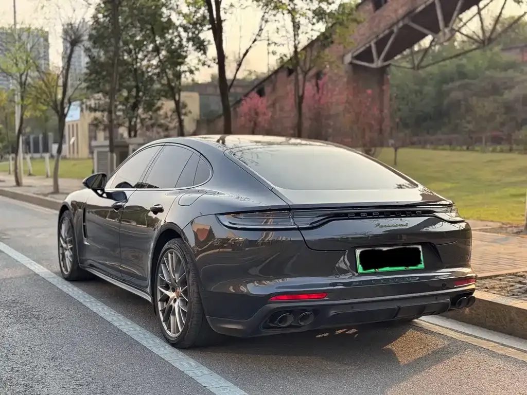 Porsche Panamera Hybrid — фото 6