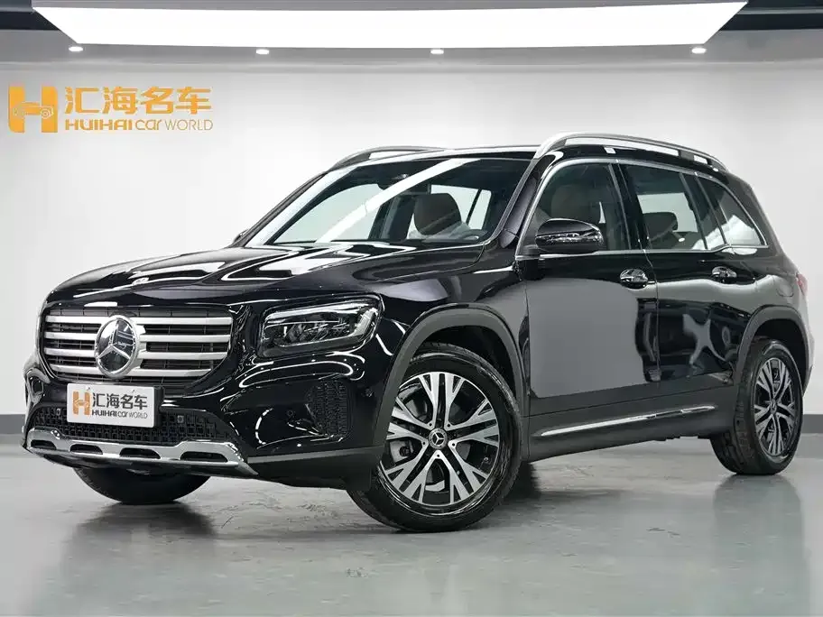 Mercedes-Benz GLB — фото 1