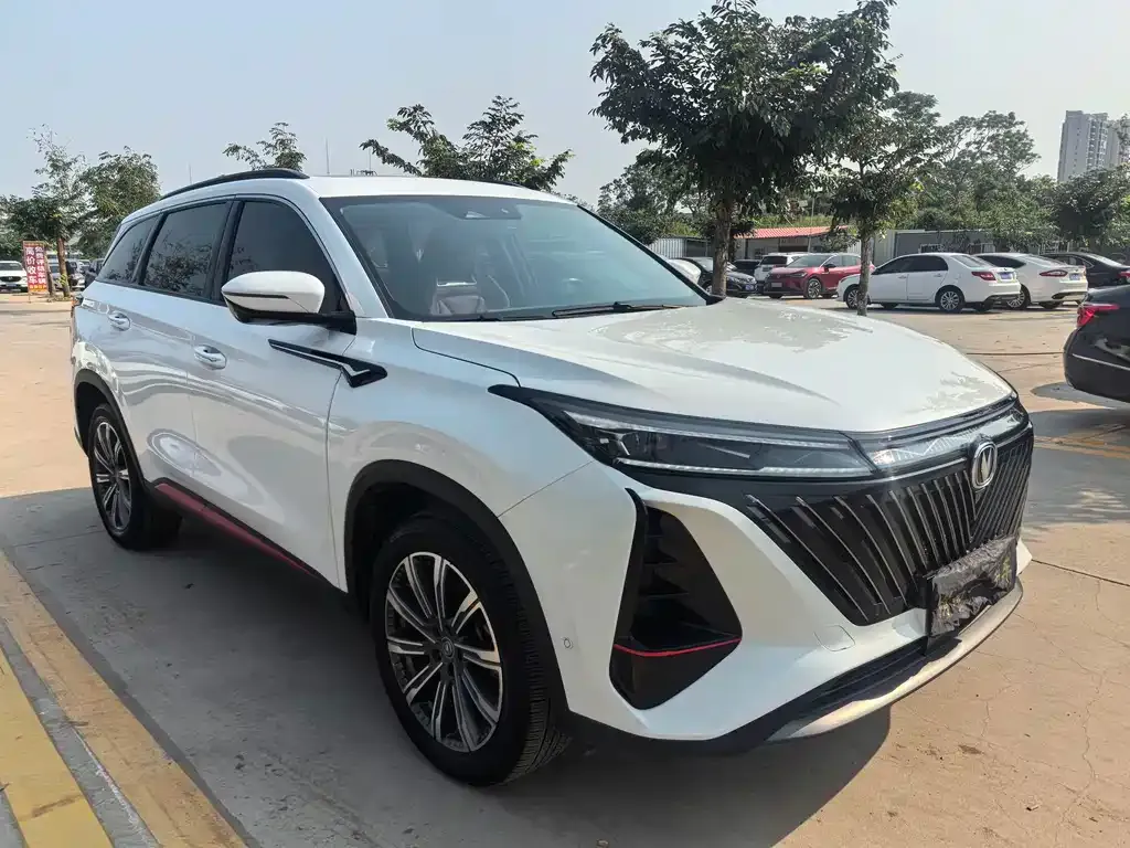 Changan CS75 PLUS — фото 3