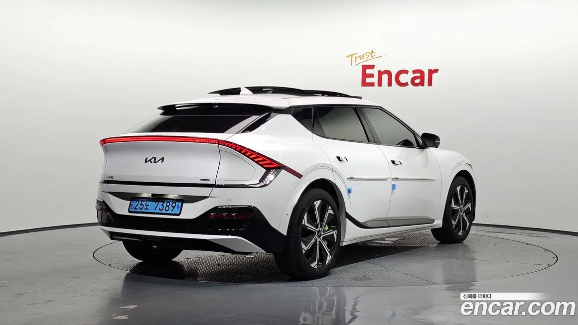 Kia EV6 — фото 2