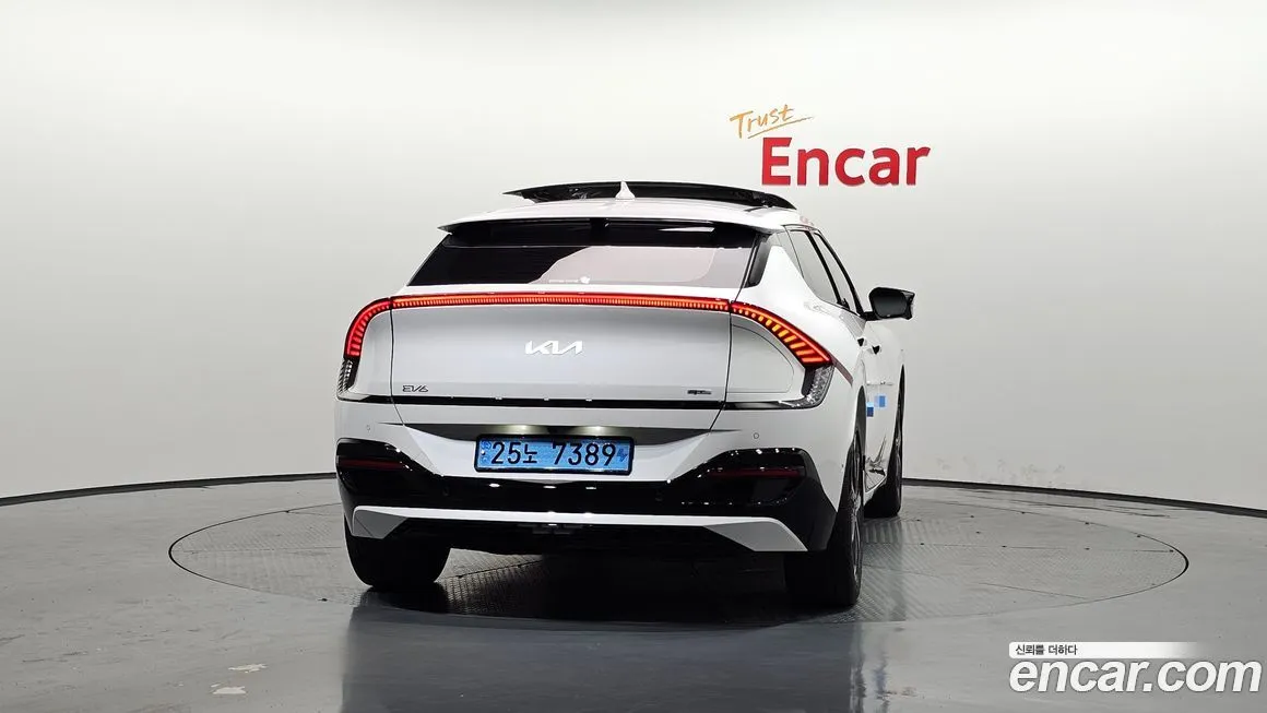 Kia EV6 — фото 4