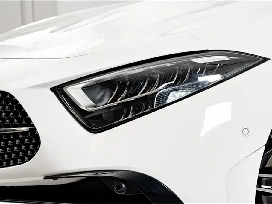 Mercedes-Benz CLS — фото 4